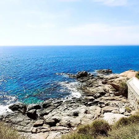 Meda Chica Roses Canyelles, Costa Brava Exterior photo