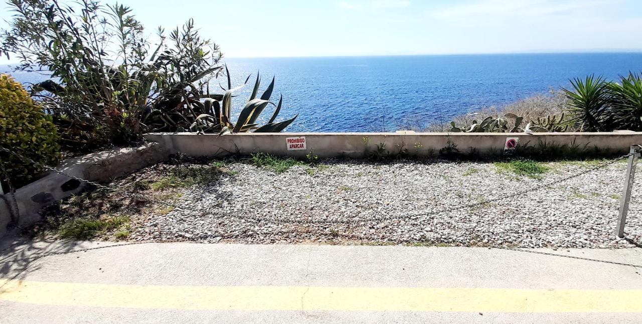 Meda Chica Canyelles, Costa Brava Roses